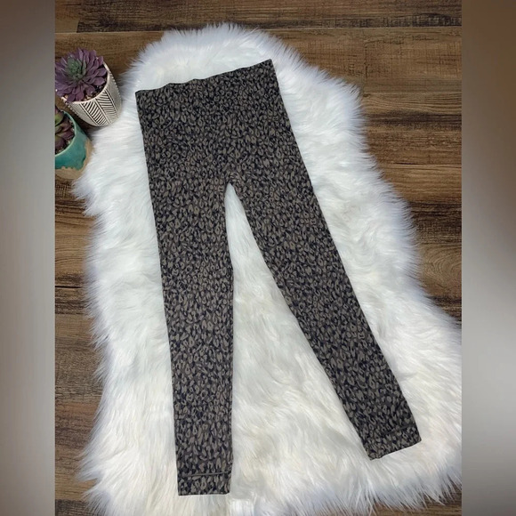 Spanx Look at Me Now Leggings Leopard - Picture 5 of 6